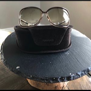Tom Ford Raquel Sunglasses